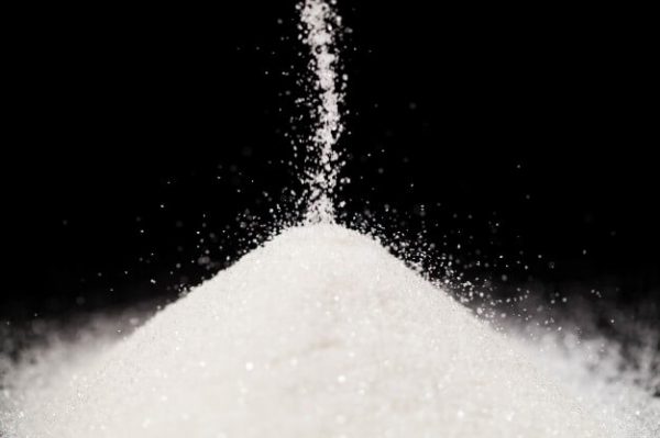 the-sugar-lies-on-the-black-background-adentaloffice the-sugar-lies-on-the-black-background-adentaloffice